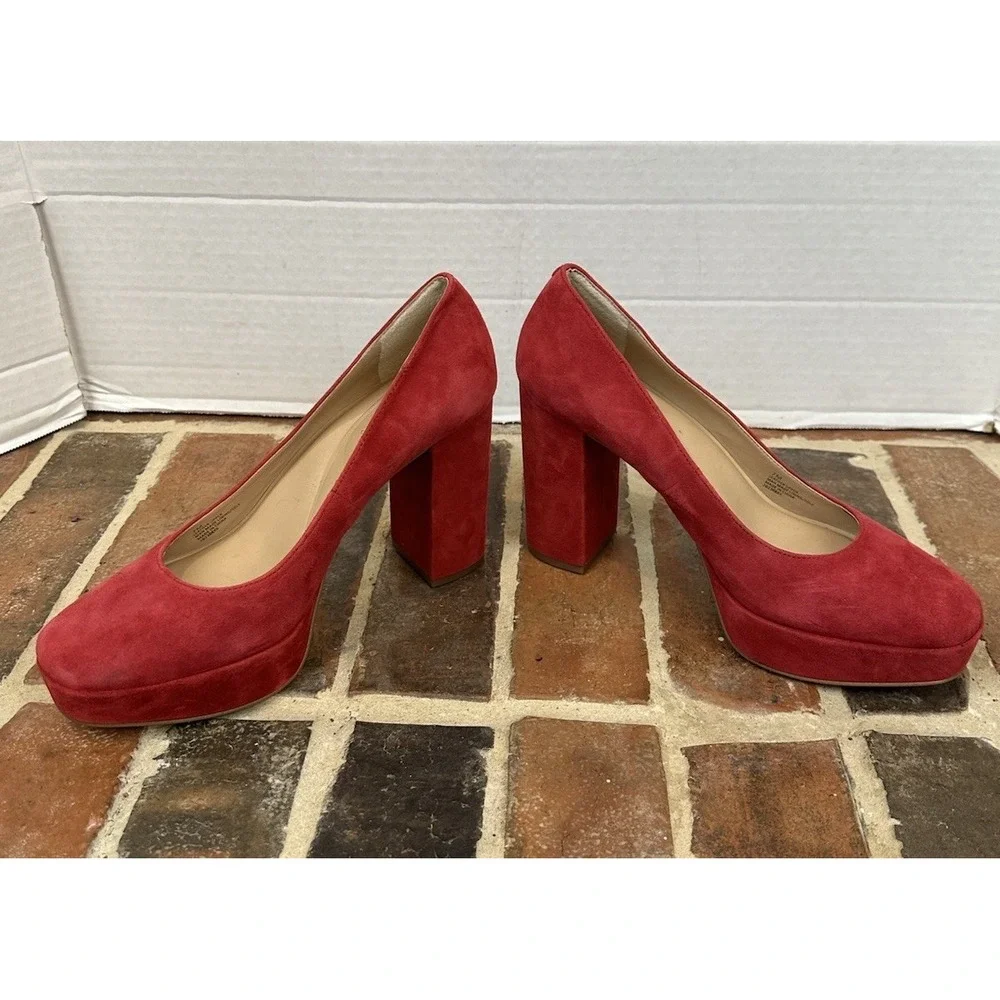 Copper Key Red Suede Platform Pumps Chunky Block Heel Sexy Flirty Women's 7